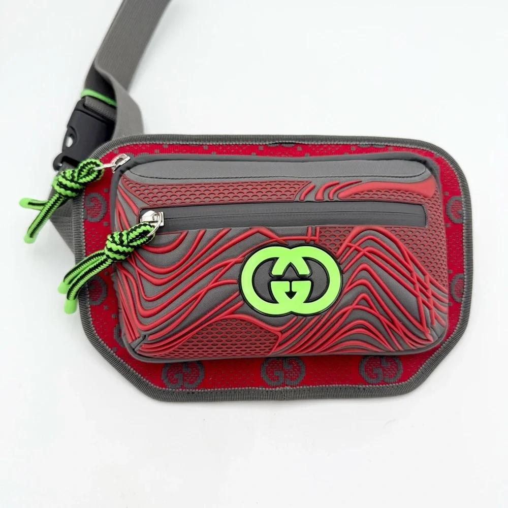 NEW Gucci Nylon Belt Bag - Picture 2 of 10